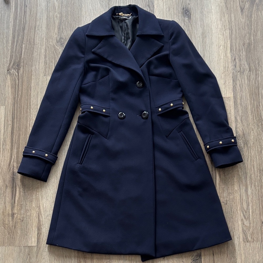 Chic Navy Double-Breasted Trench Coat